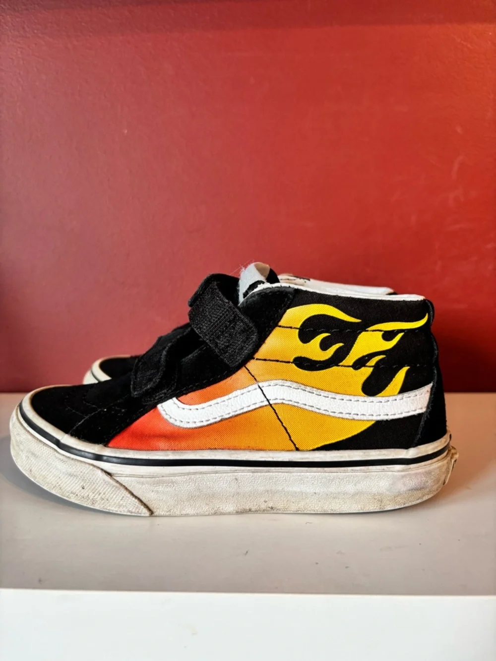 VAN’S Off The Wall Kids Sk8-Mid Reissue V "Flame Logo Repeat 12.5 - Picture 2 of 7